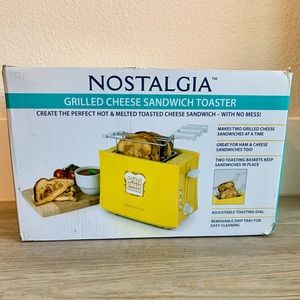 Nostalgia Grilled Cheese Sandwich Toaster